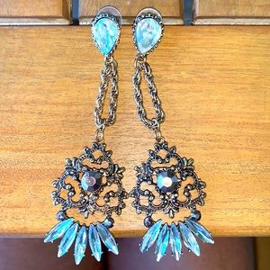 Vintage pierced dangle earrings. Very elegant.